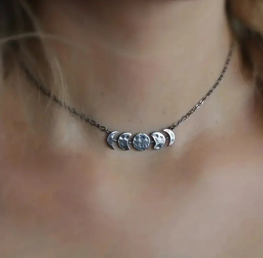 Moon Silhouette Necklace